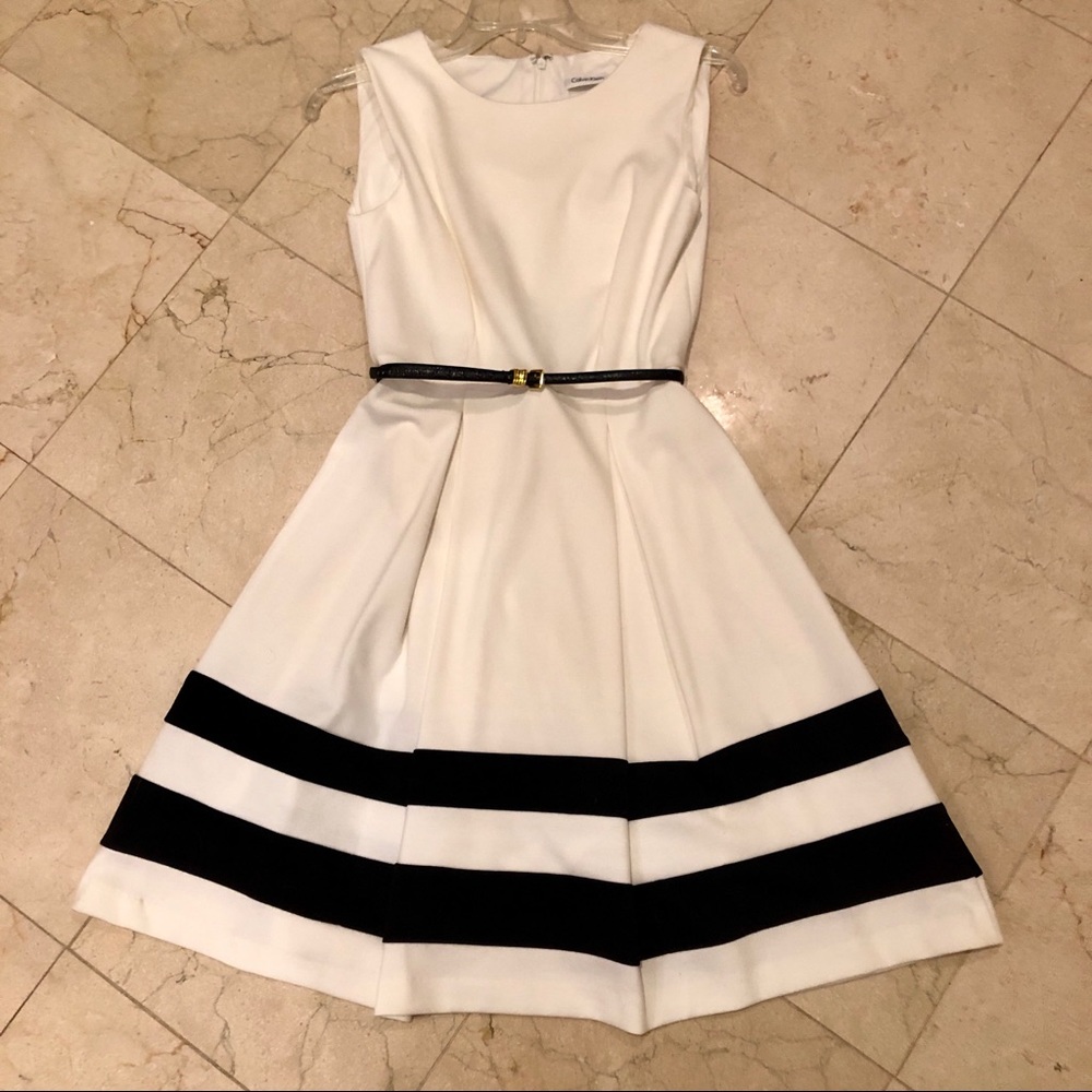 Elegant & Classy Calvin Klein Dress Sz 2